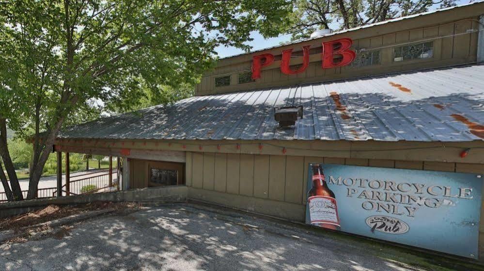 Outback Roadhouse & Branson